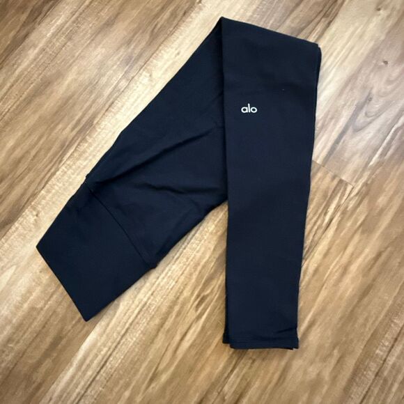 Alo Yoga Alosoft High-Waist 7/8 Black Leggings Size XS - Picture 1 of 6